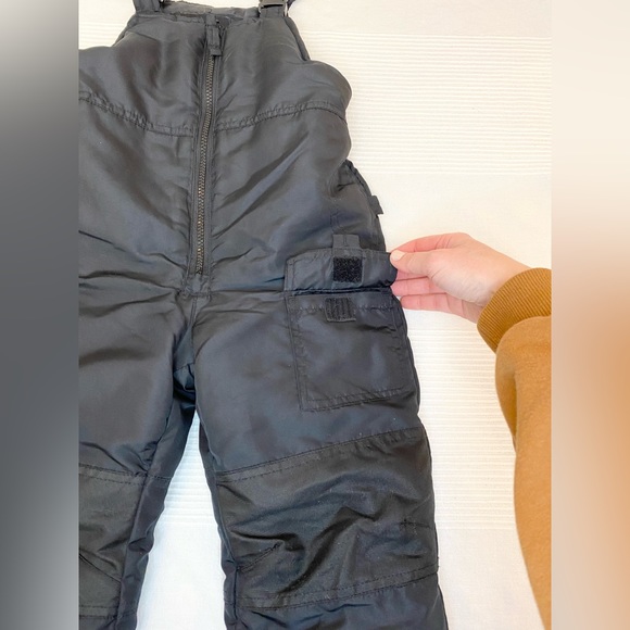 London Fog Girls' Classic Snow Ski Bib Snowsuit - Picture 5 of 14